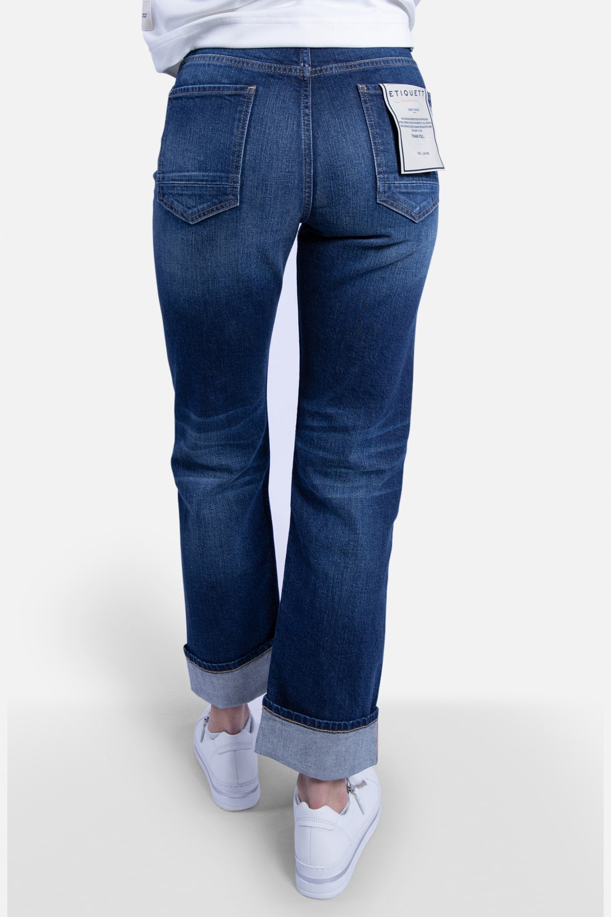 Vienna | Straight - ETIQUETT ESSENTIALS