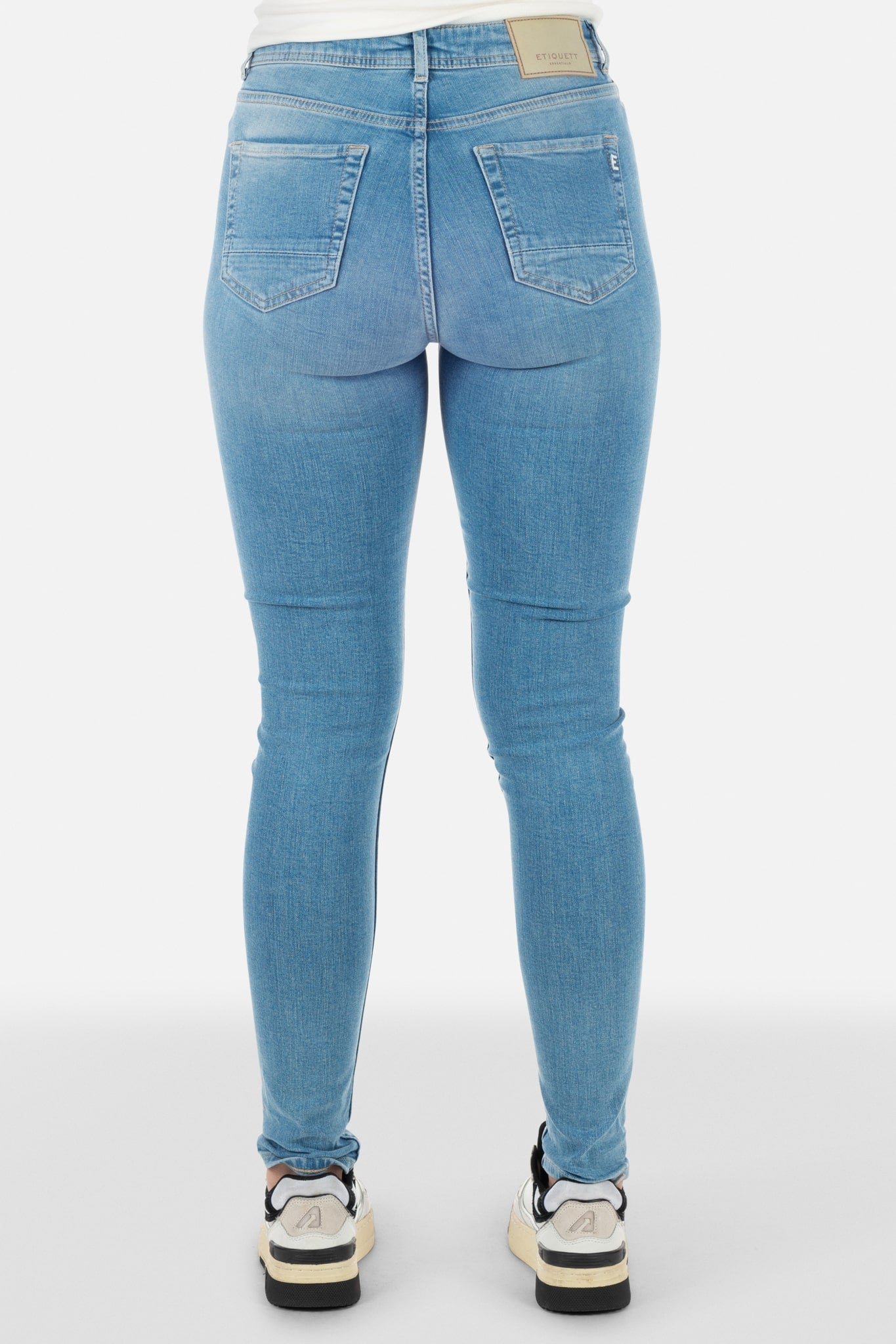 Mia | Skinny - ETIQUETT ESSENTIALS