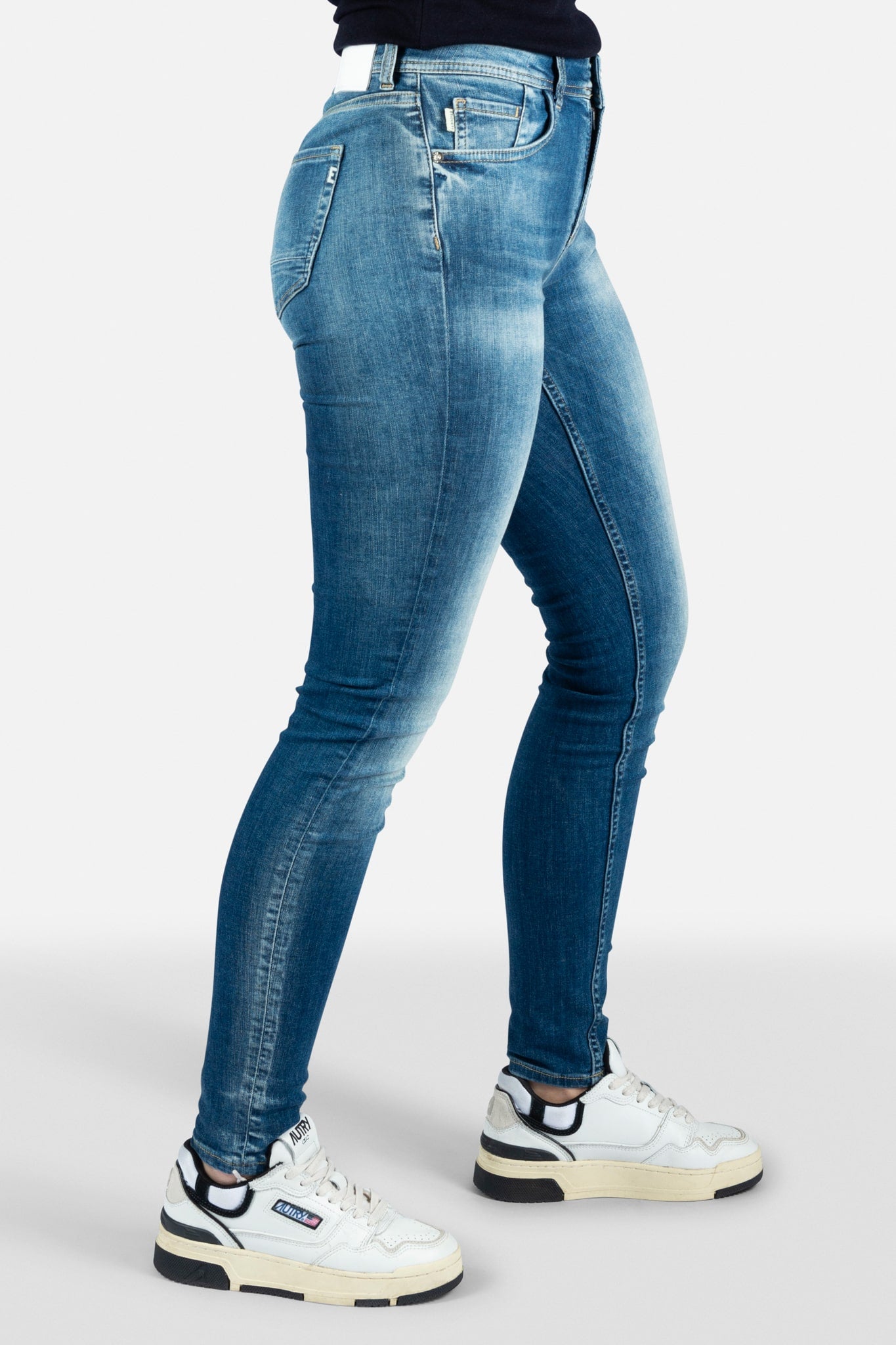 Mia | Skinny - ETIQUETT ESSENTIALS