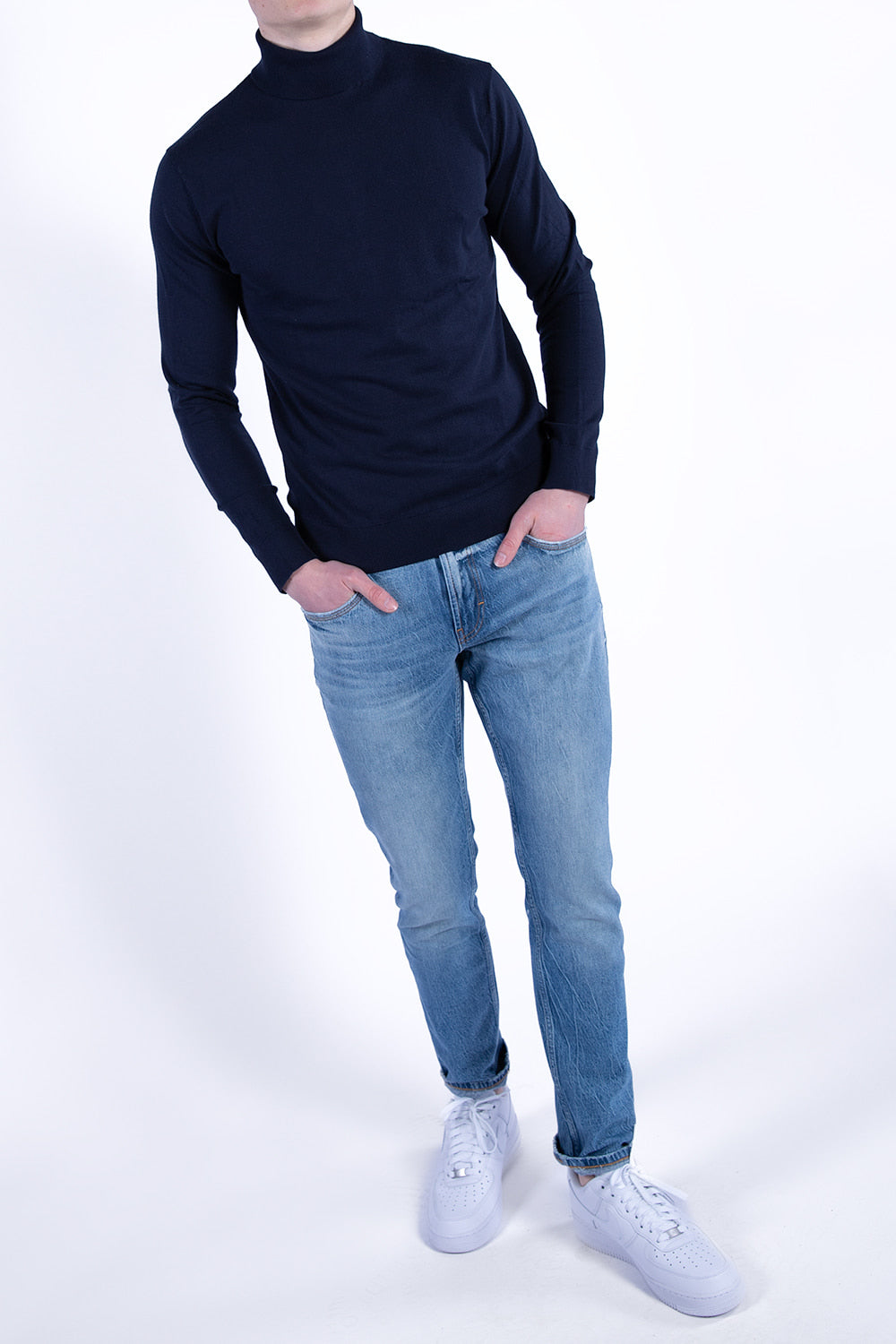 James | Regular - ETIQUETT ESSENTIALS