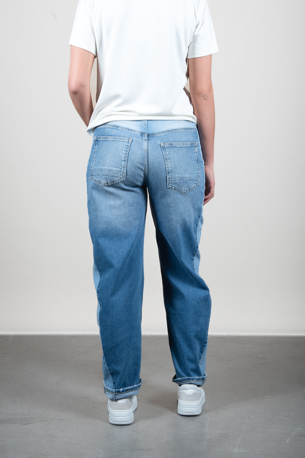 Shapey Mixt Blue Balloon Fit Barrel Jeans