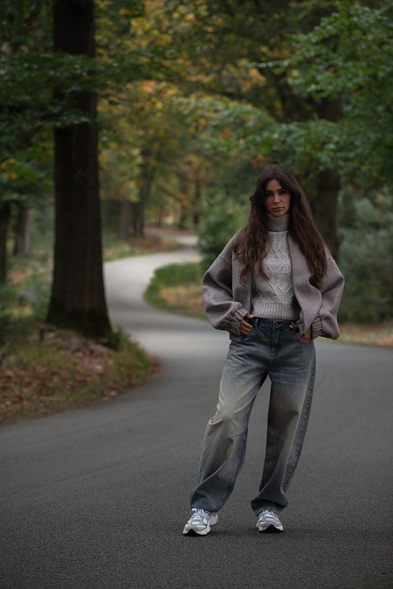 Liz in Heavy Wash on Tint Loose Fit Jeans Premium Denim 