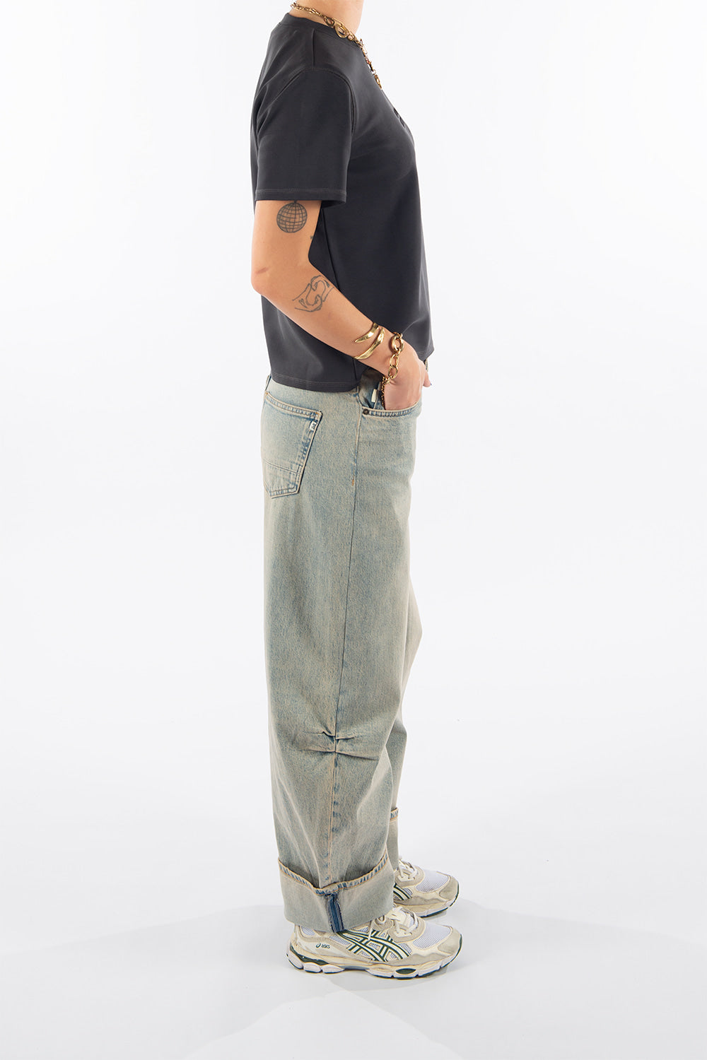 Anesta in Blue Tinted Balloon Fit Premium Denim Comfortable Jeans Sustainable [model 2]