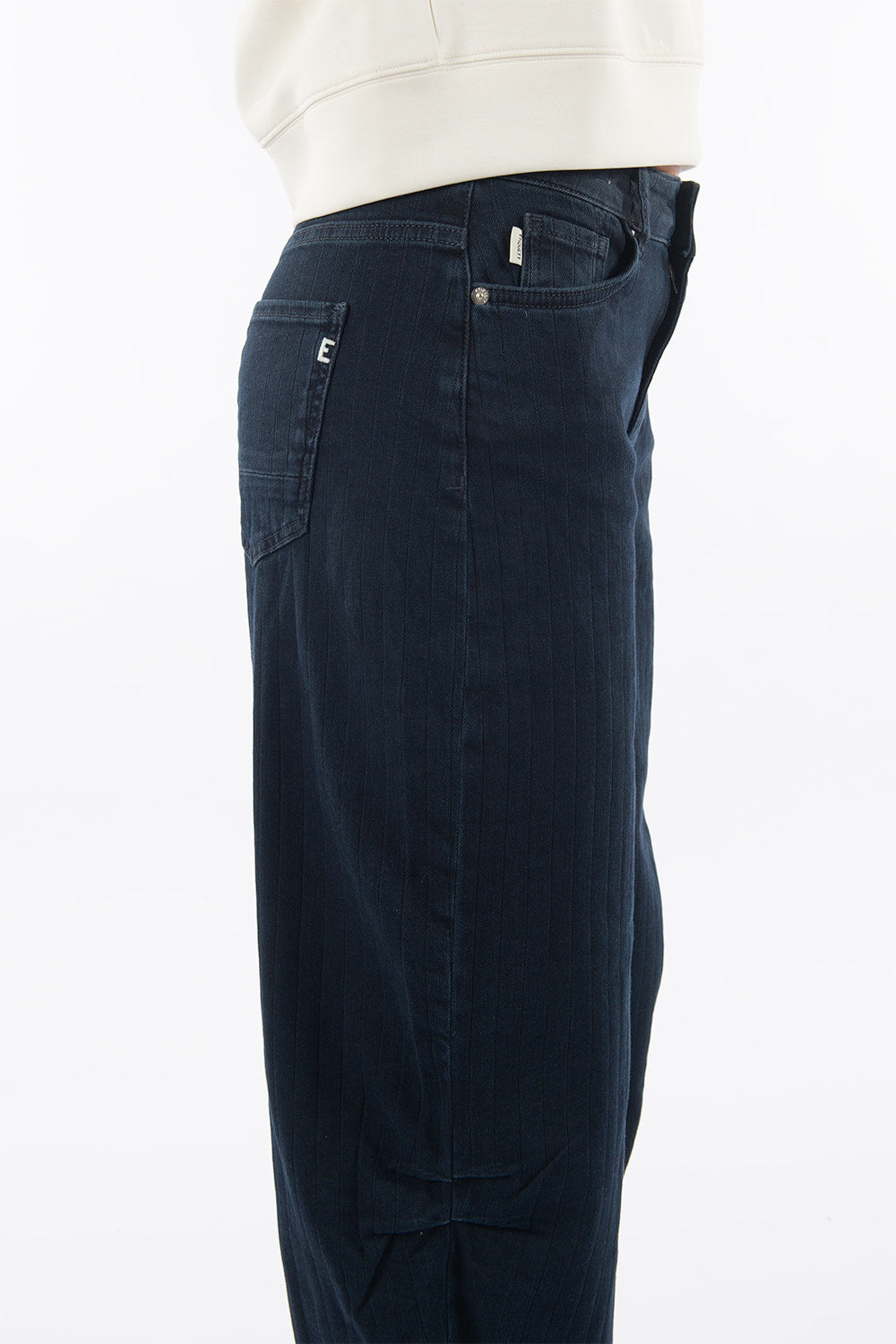 Anesta in Grey Stripe Balloon Fit Premium Denim Comfortable Jeans Sustainable [model 2]