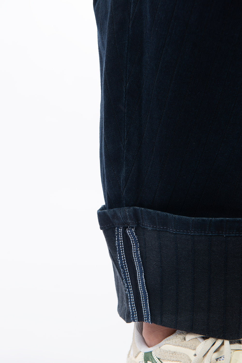 Anesta in Grey Stripe Balloon Fit Premium Denim Comfortable Jeans Sustainable [model 2]