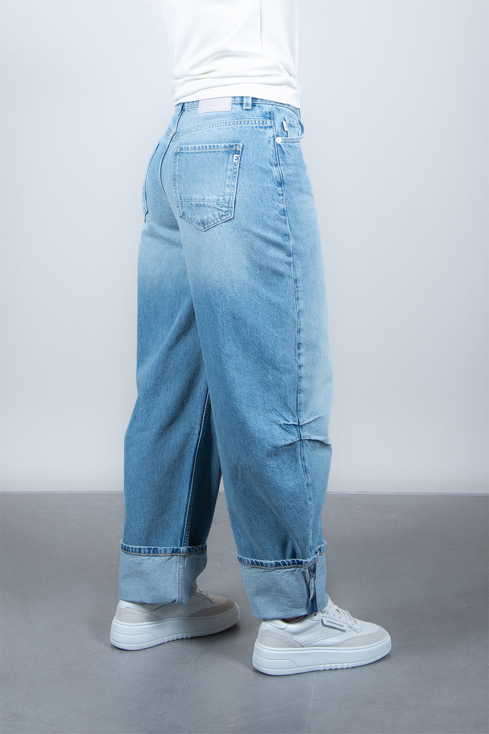 Anesta Original Blue Balloon Fit Jeans Denim