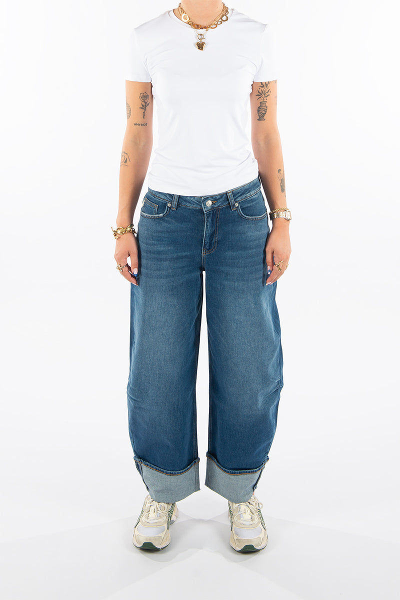 Anesta in Uplift Balloon Fit Premium Denim Comfortable Jeans Durable Stretch Recovery Sustainable