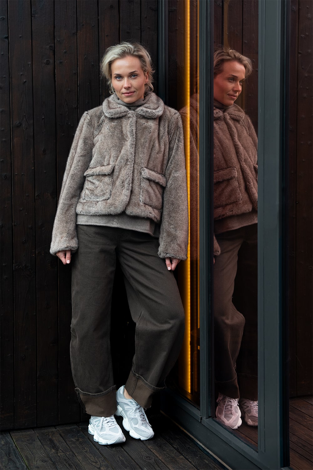 Anesta Balloon Fit Brown Jeans Denim