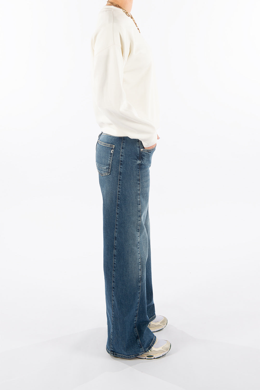 Atlantis in Sundaze Wide Leg Fit Premium Denim Comfortable Jeans Sustainable Durable Stretch with Recovery