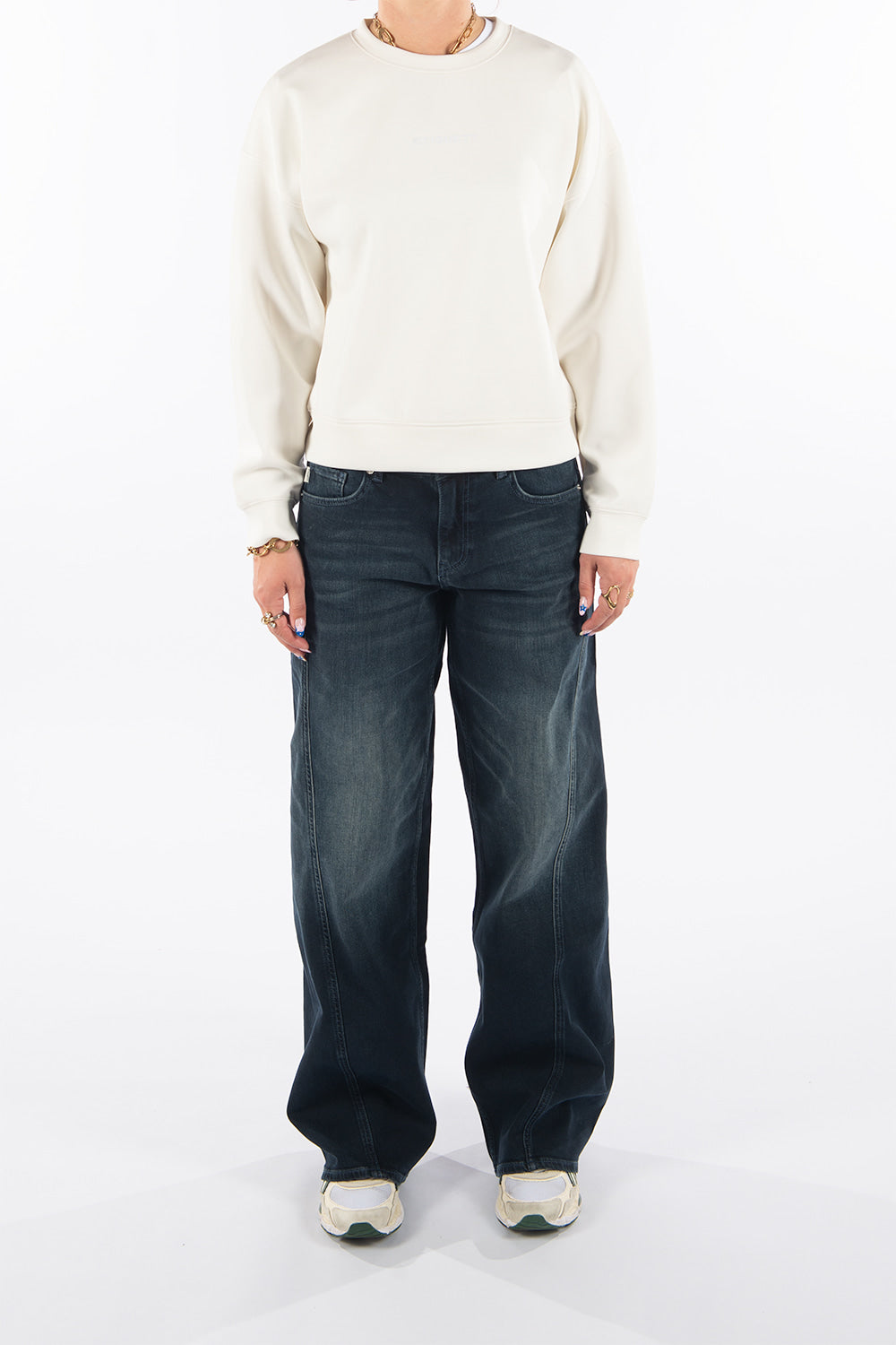 Lolita in Guilty Wide Leg Fit Premium Denim Comfortable Jeans Sustainable Durable Stretch with Recovery [model 2]