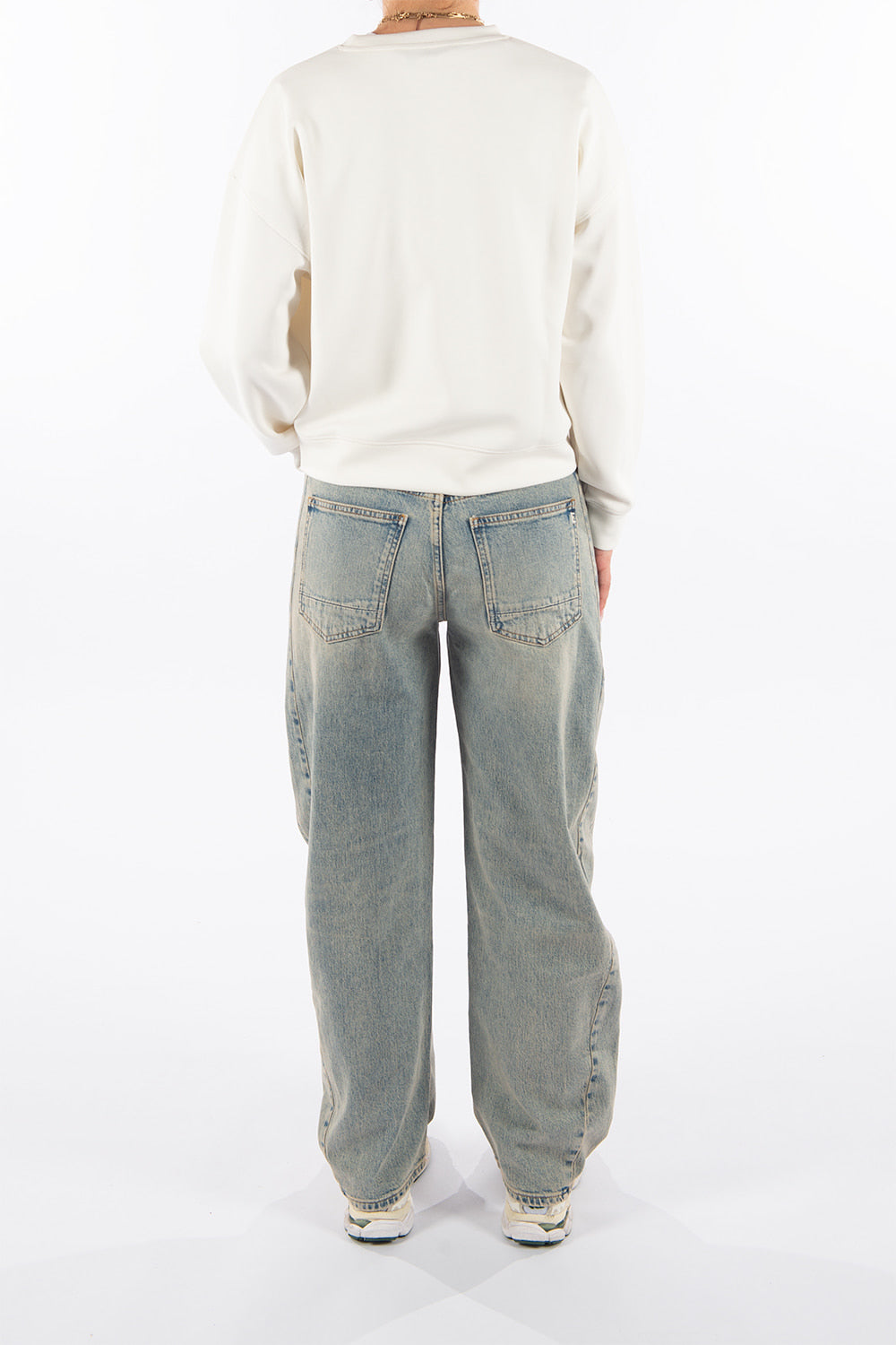 Shapey Blue Tinted Barrel Fit Premium Denim Jeans Comfortable [model 2]