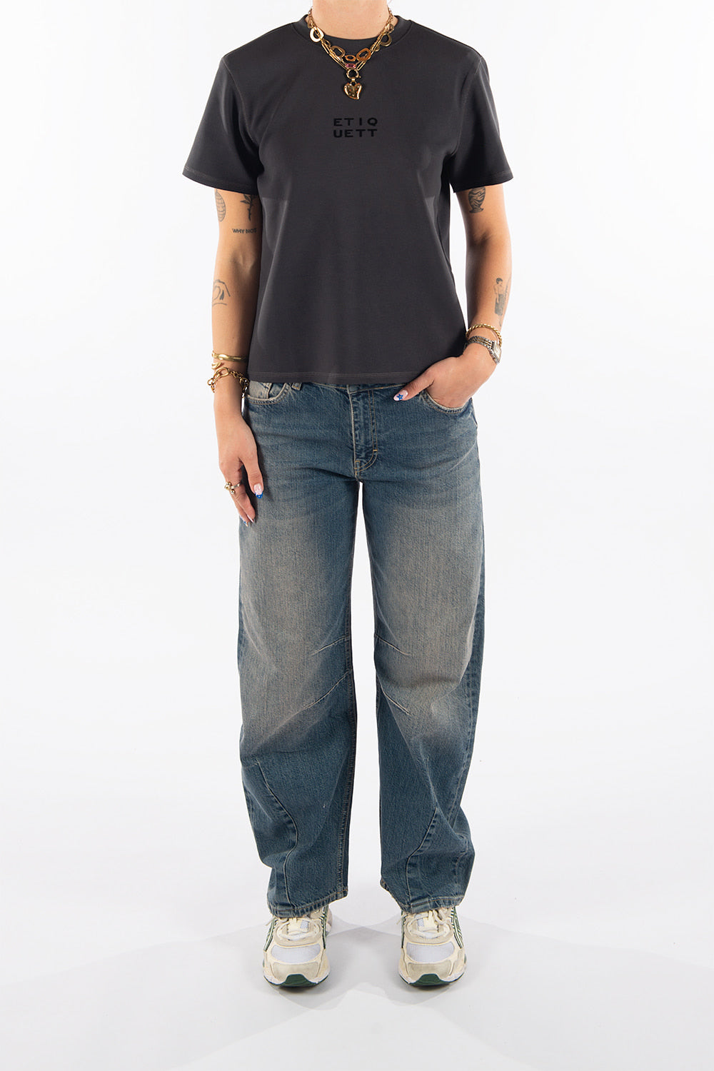 Smarty in Volcanic Barrel Fit Premium Denim Comfortable Jeans Sustainable Durable Stretch with Recovery [model 2]