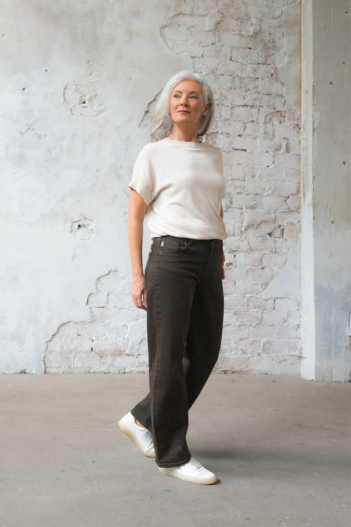Smarty in Reboot Barrel Fit Premium Denim Comfortable Jeans Sustainable Durable Stretch with Recovery